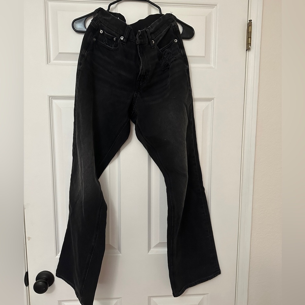 American Eagle mom jeans